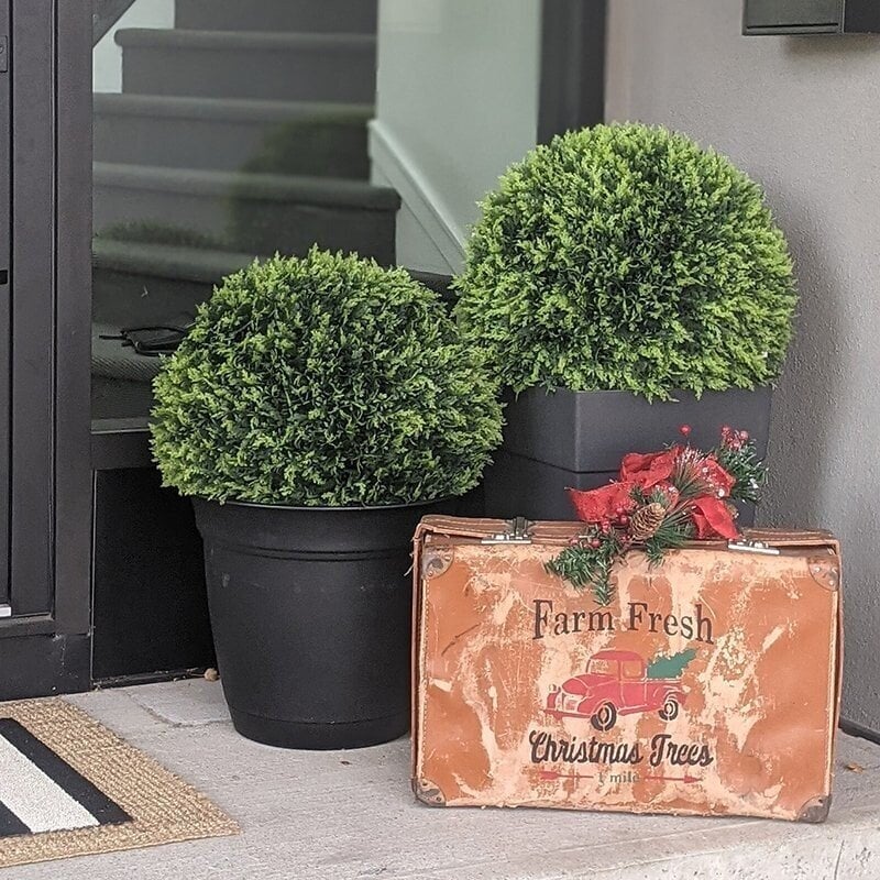 Illustralect – Artificial Plant Topiary Ball