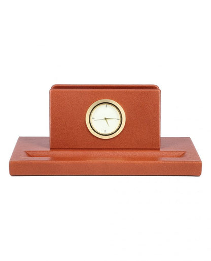 Pollock Letter Stand