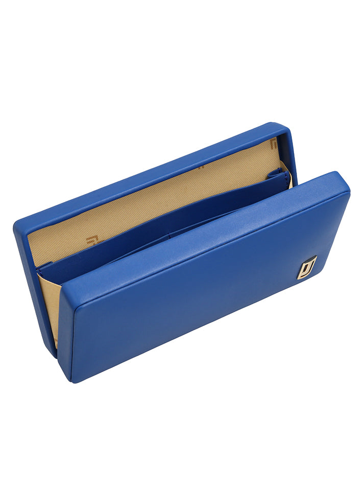 Revel Clutch