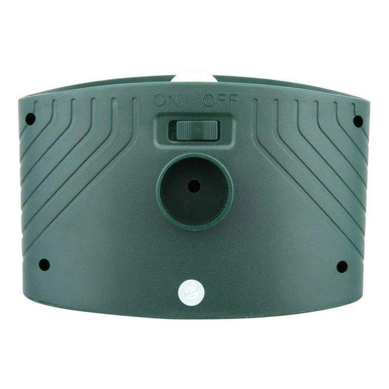 Outdoor Ultrasonic Animal Repeller - Solar Powered Animal-Repeller